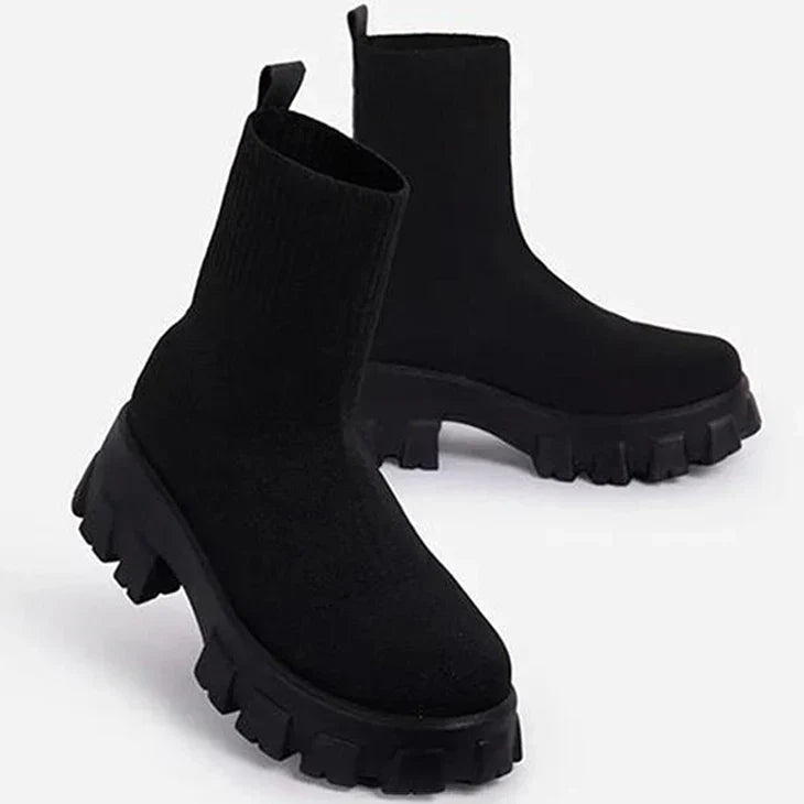 Bota Feminina com Plataforma Cano Curto (Promoção de Inverno 2025)